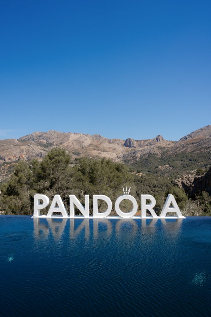 PANDORA (22)